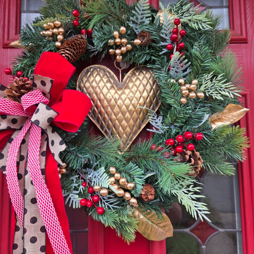 Large deluxe Red & Gold Christmas Door / Wall Wreath featuring gold metal hanging heart