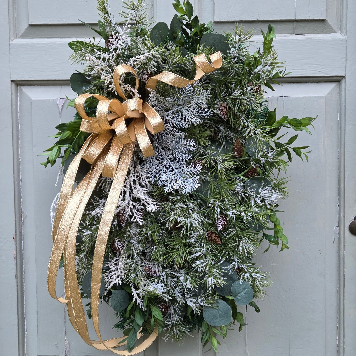 Deluxe Large Natural Swag, with luxury gold bow.  Luxury Christmas decor