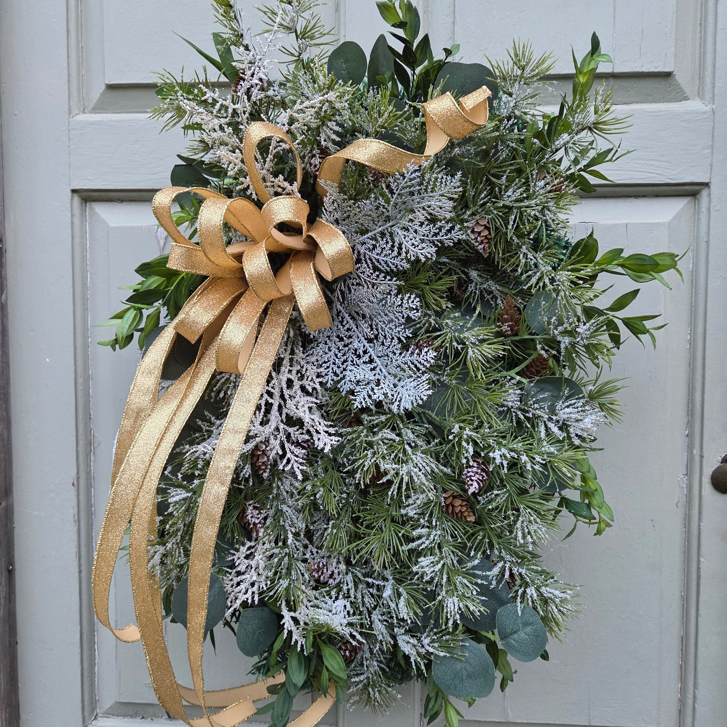 Deluxe Large Natural Swag, with luxury gold bow.  Luxury Christmas decor