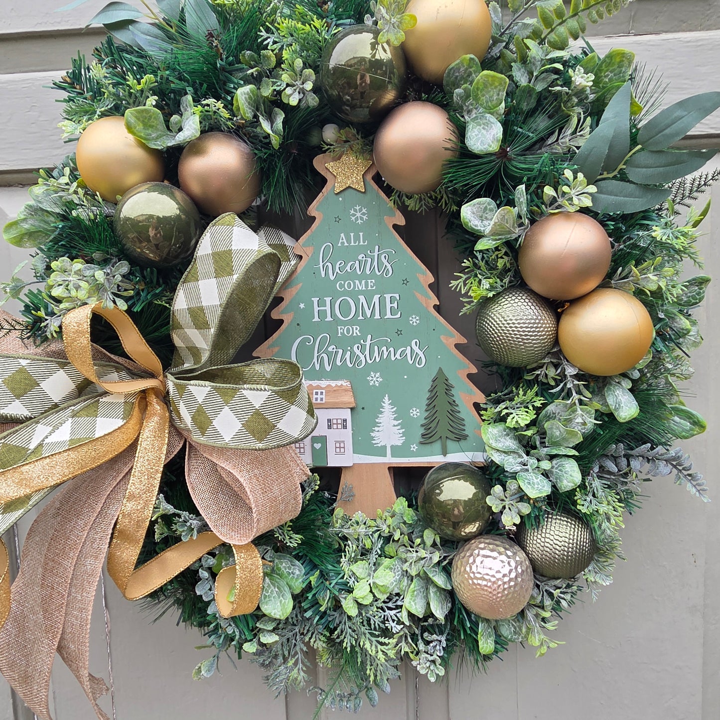 Deluxe Green and Gold Christmas Door / Wall Wreath, luxury Christmas decor with sign