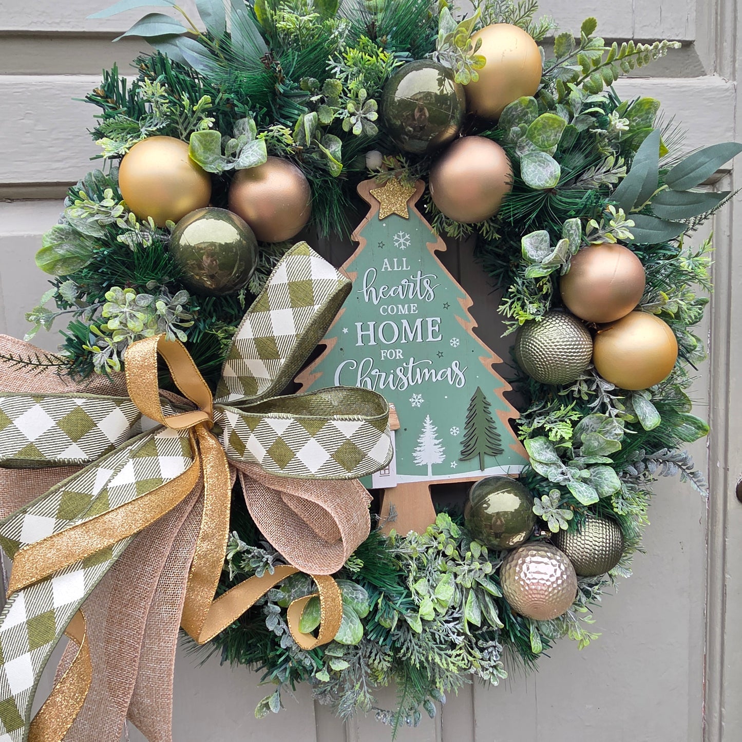 Deluxe Green and Gold Christmas Door / Wall Wreath, luxury Christmas decor with sign