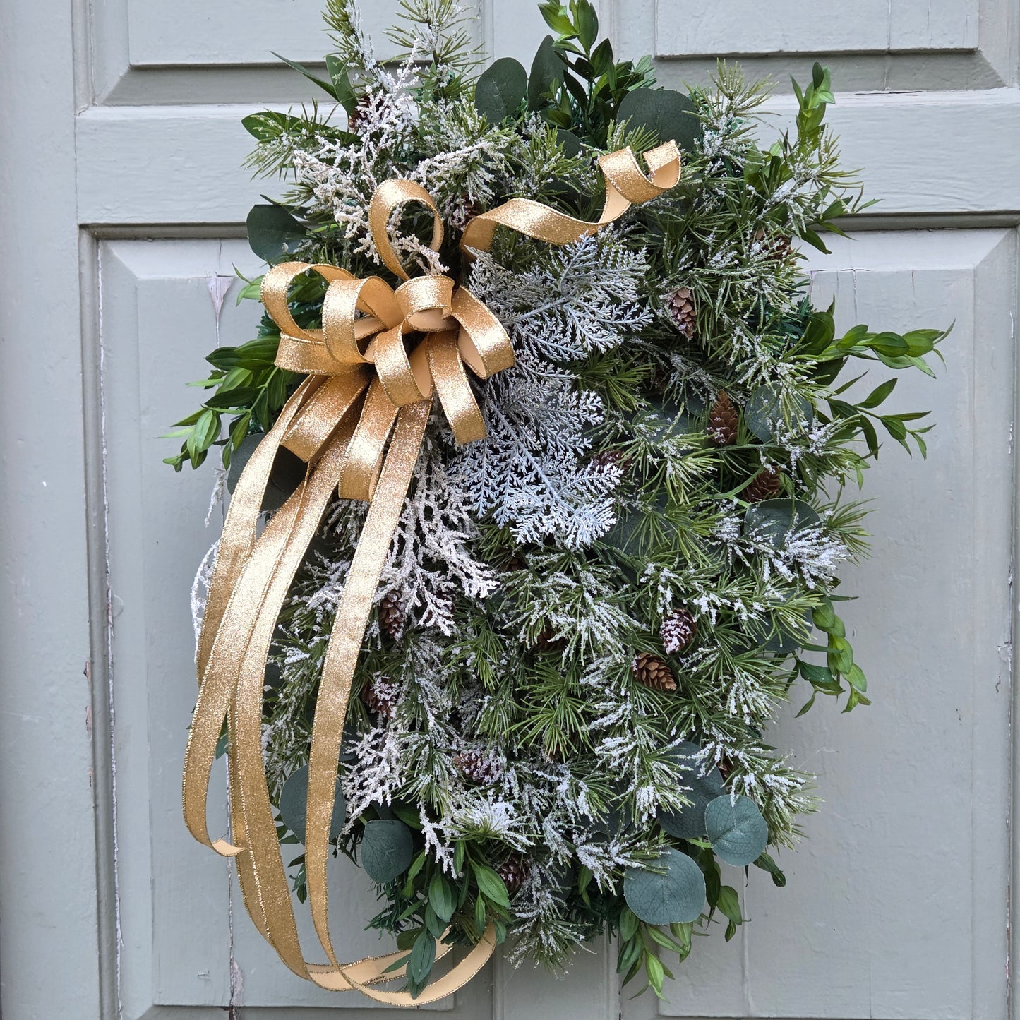 Deluxe Large Natural Swag, with luxury gold bow.  Luxury Christmas decor