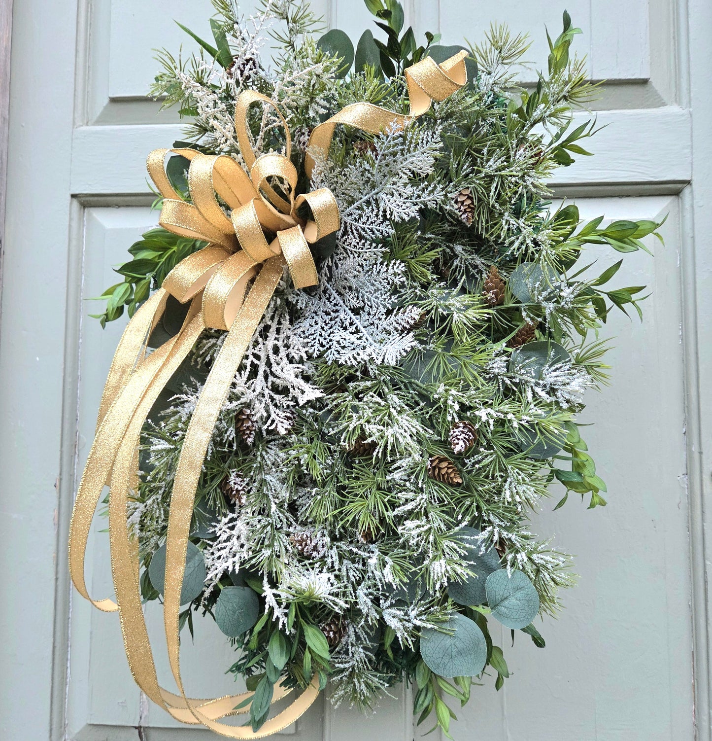 Deluxe Large Natural Swag, with luxury gold bow.  Luxury Christmas decor