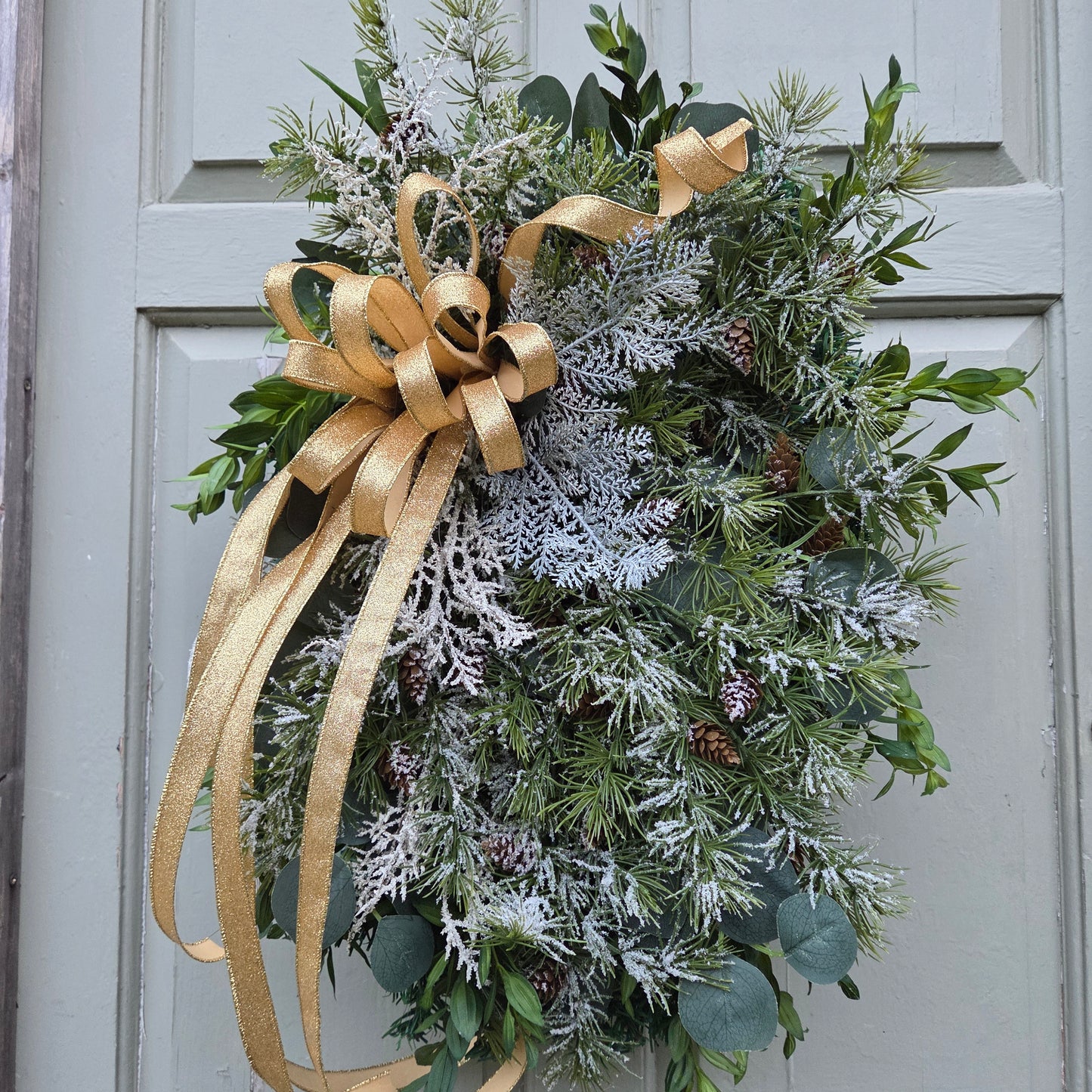 Deluxe Large Natural Swag, with luxury gold bow.  Luxury Christmas decor